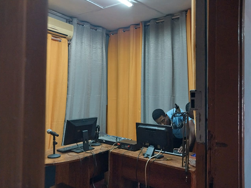 Victória Rádio Chuabo FM volta a emitir após incêndio nas suas instalações